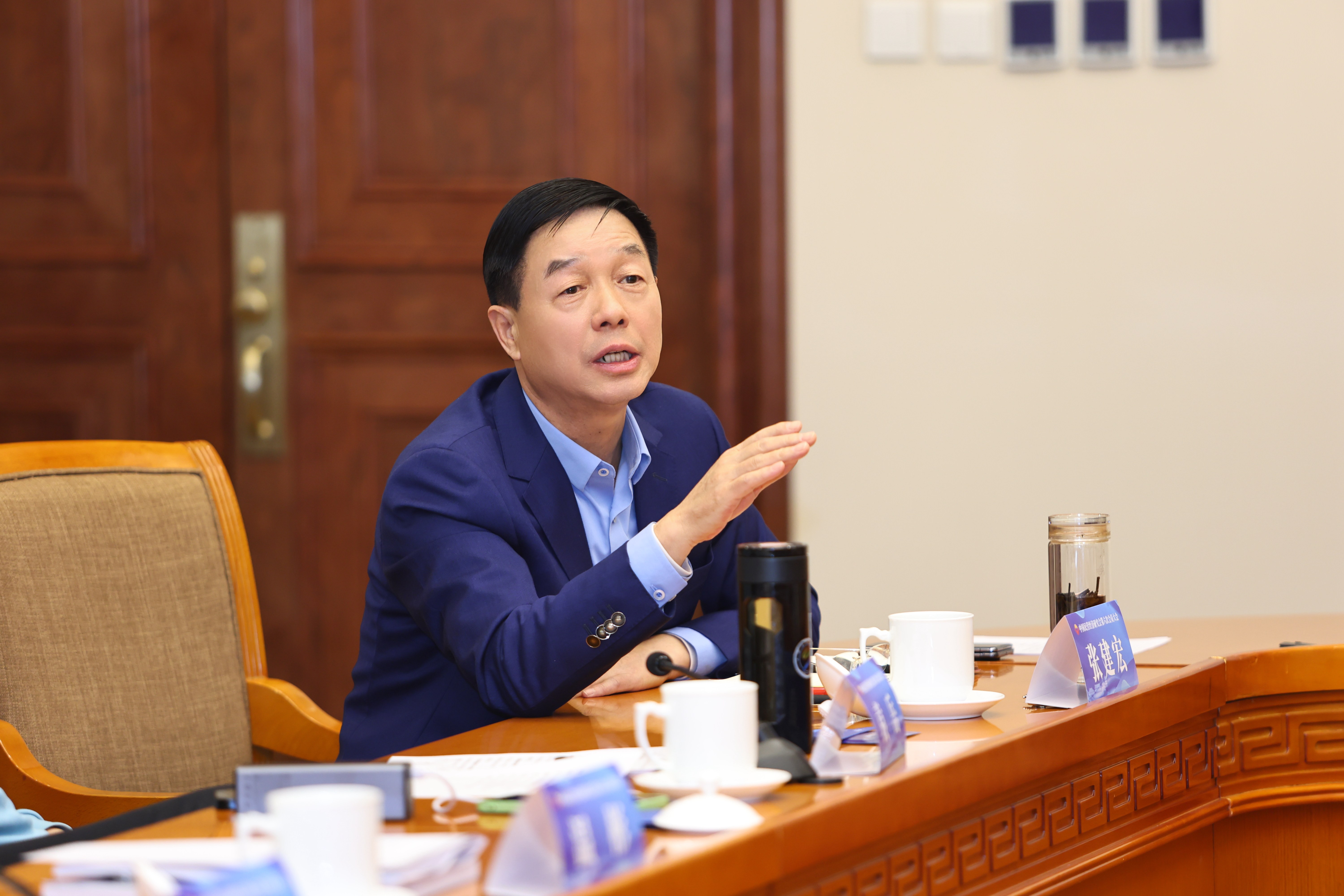 �Ž��������й���Ӫ�����о�����������»ḱ�᳤